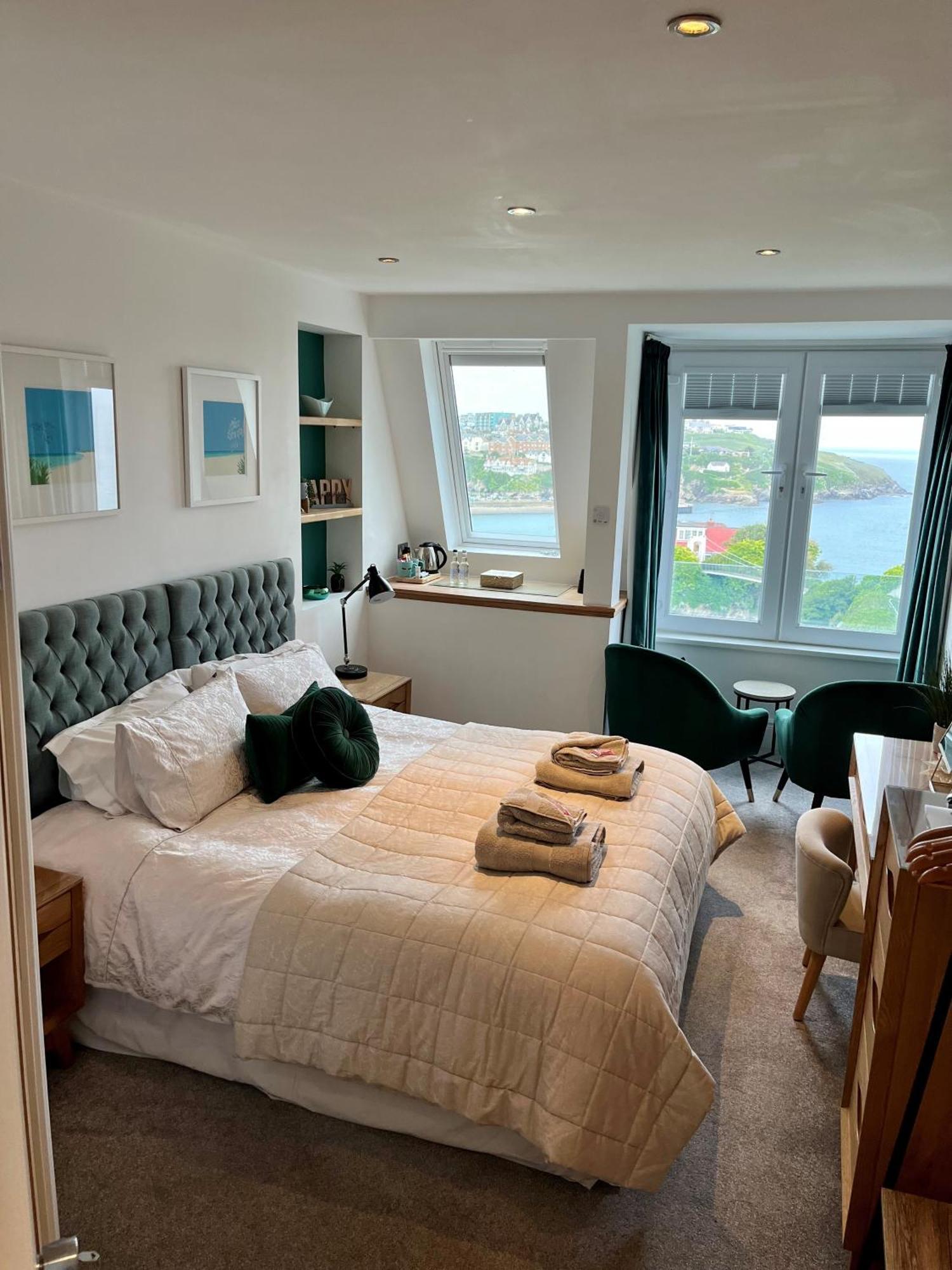 Lazy Waves Boutique B&B New Quay エクステリア 写真