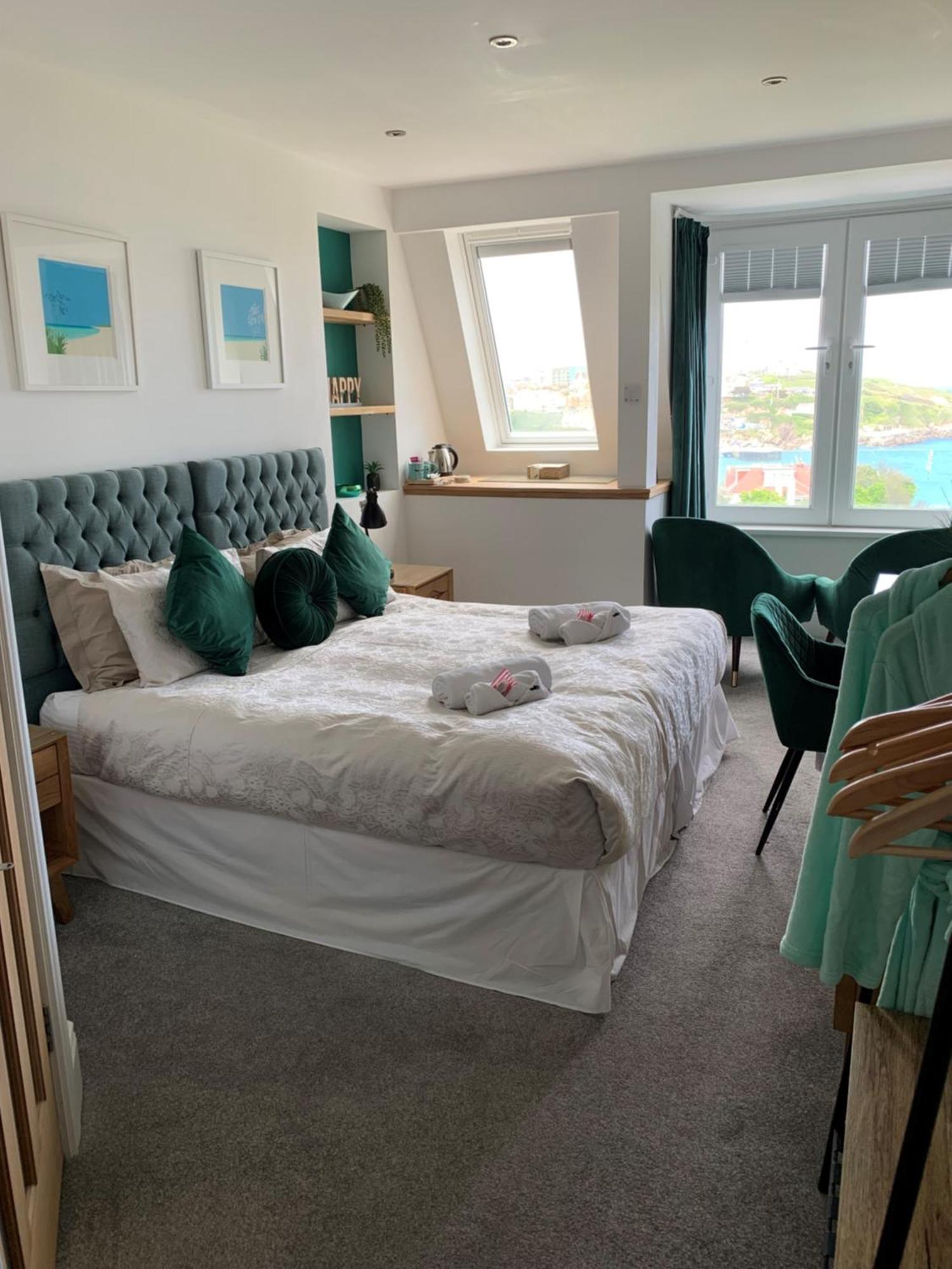 Lazy Waves Boutique B&B New Quay エクステリア 写真