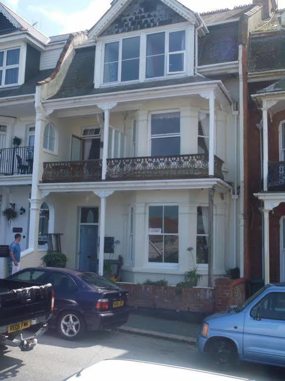 Lazy Waves Boutique B&B New Quay エクステリア 写真